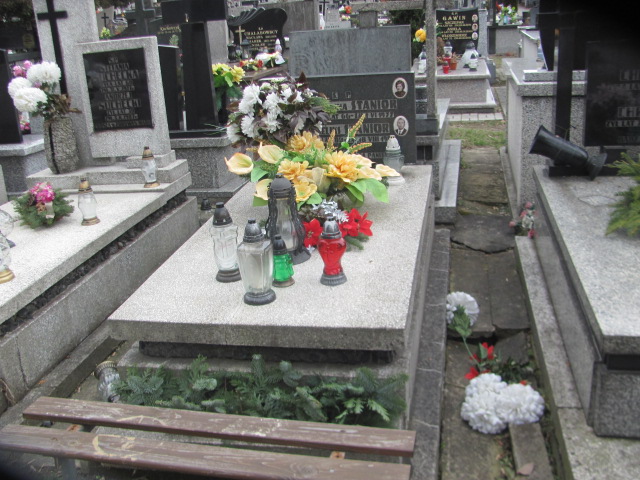 Grób Marta Ługowska