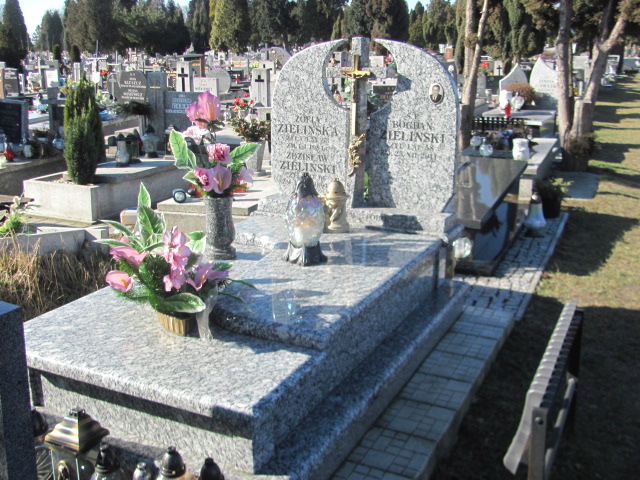 Grób Bogdan Zieliński