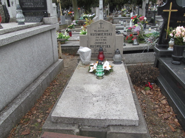 Grób Leszek Kuśmierski