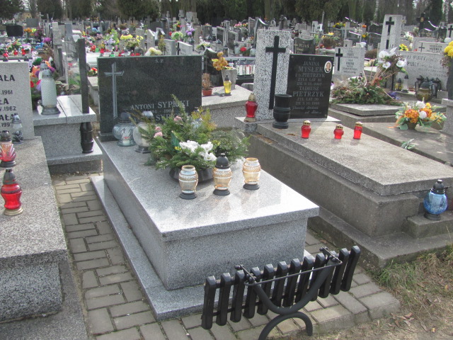 Grób Jadwiga Albrychiewicz