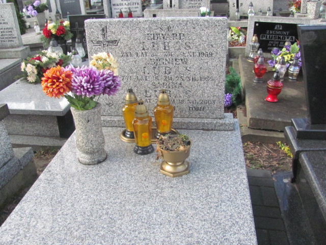 Grób Zbigniew Lubas
